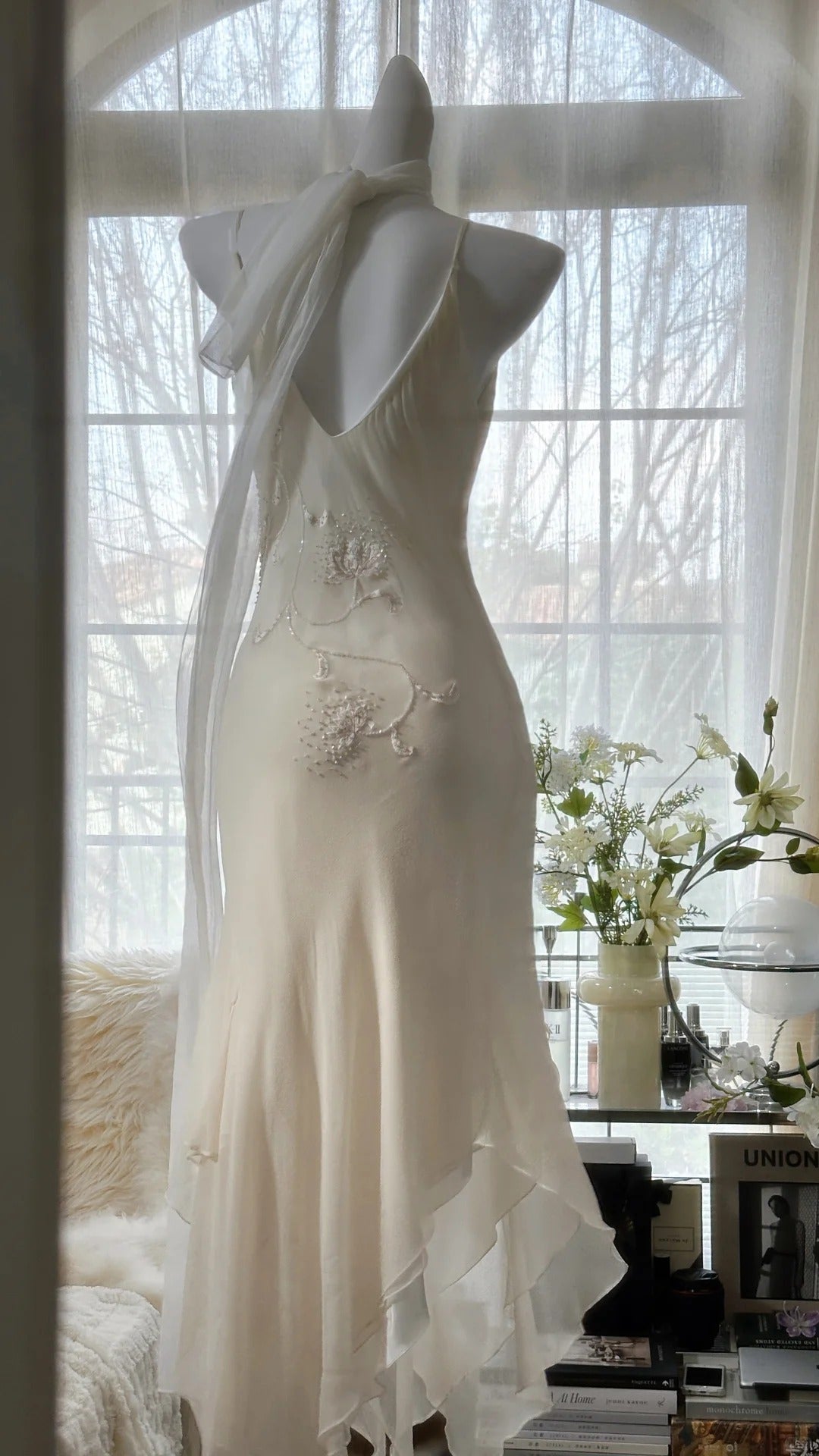 Ivory White Elegant Fashion Exquisite Floral Beading Long Chiffon Ball Gown Formal Evening Dresses Party Dresses
