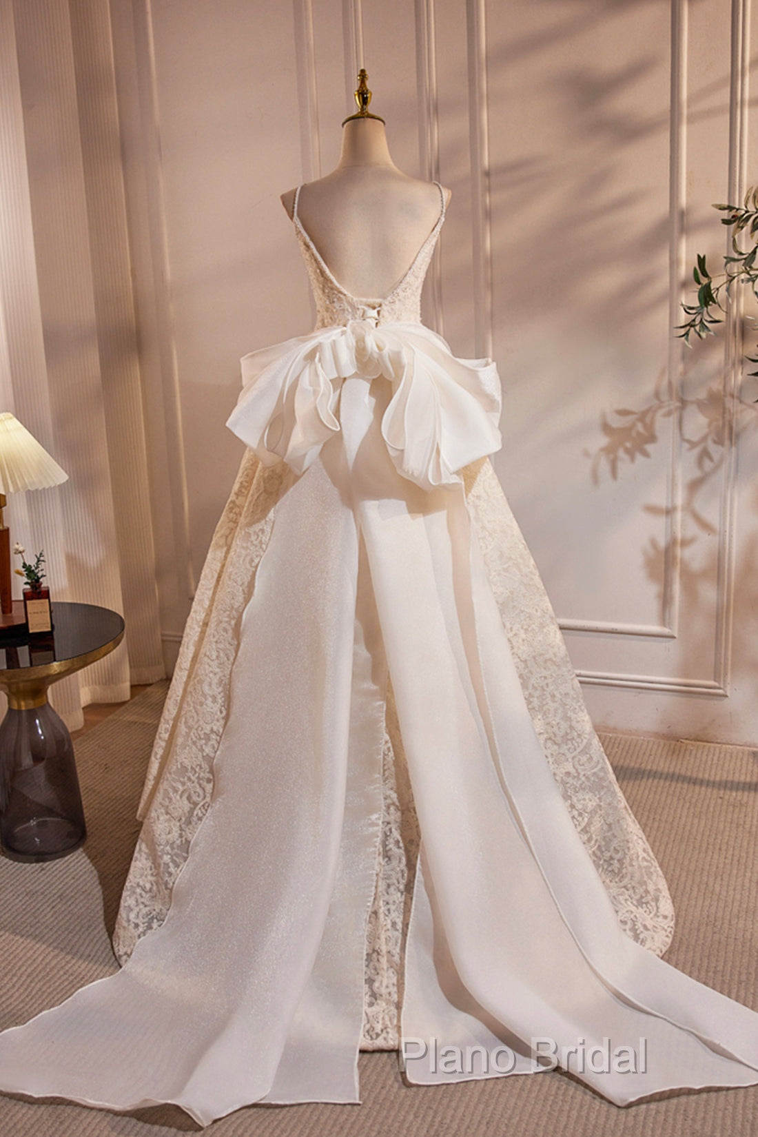 Light Champagne V-Neck Lace Long Formal Prom Dresses, A-Line Spaghetti Straps Backless Party Dresses With Bow
