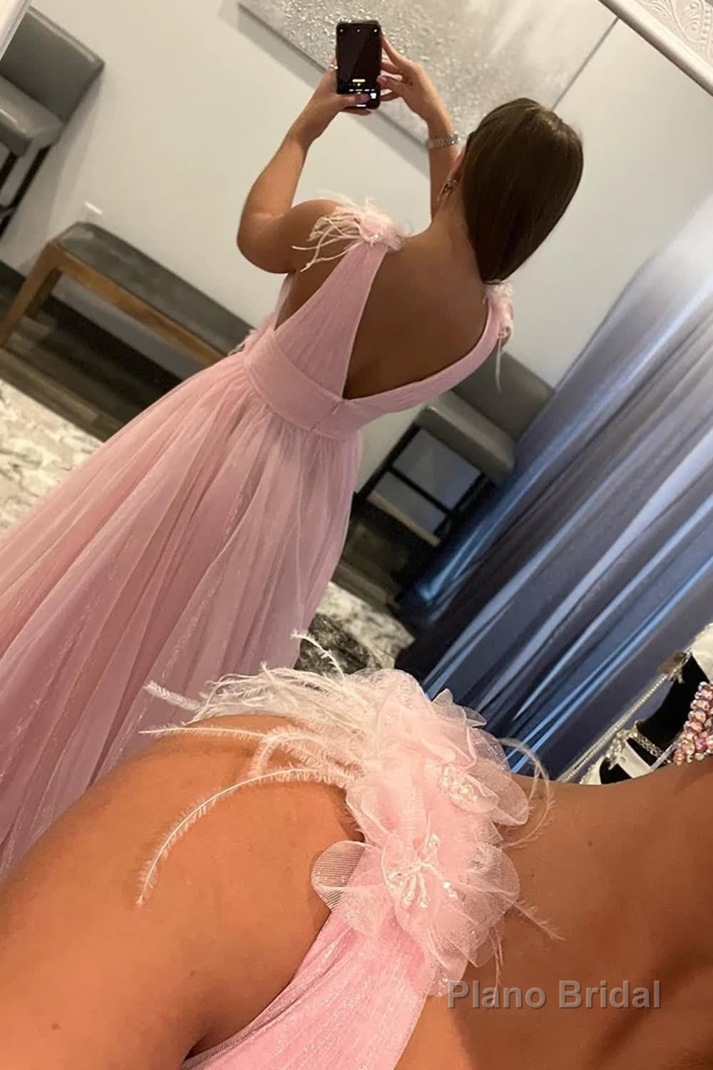 Light Pink V-Neck Backless Tulle Long Prom Dress Secondary image
