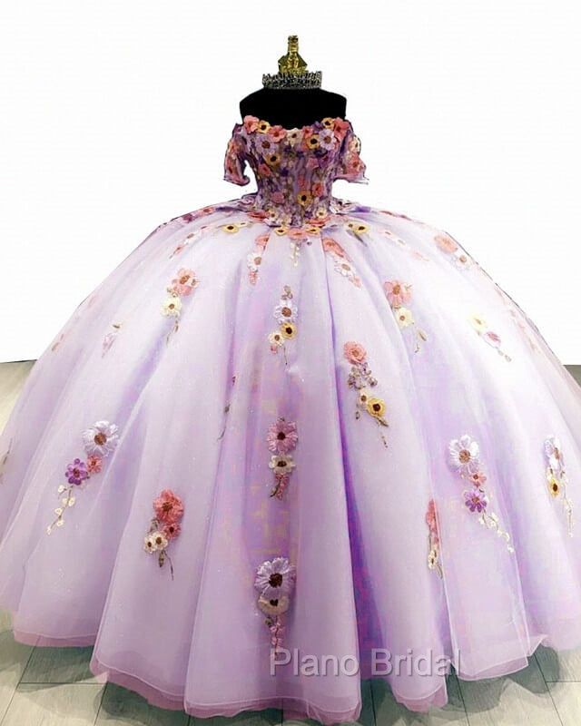 Light Purple Tulle Floral Embrodiery Quinceanera Dresses