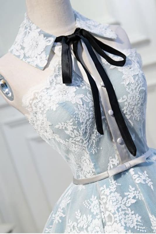 Light Sky Blue Halter Homecoming with Lace Appliques Cute Short Formal Dresses