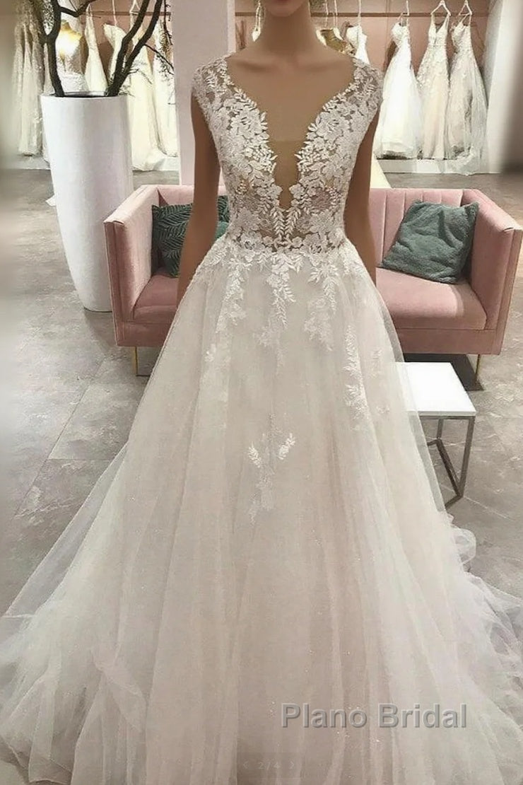 Long A-Line Sweetheart Tulle Wedding Dress With Appliques Lace Main image