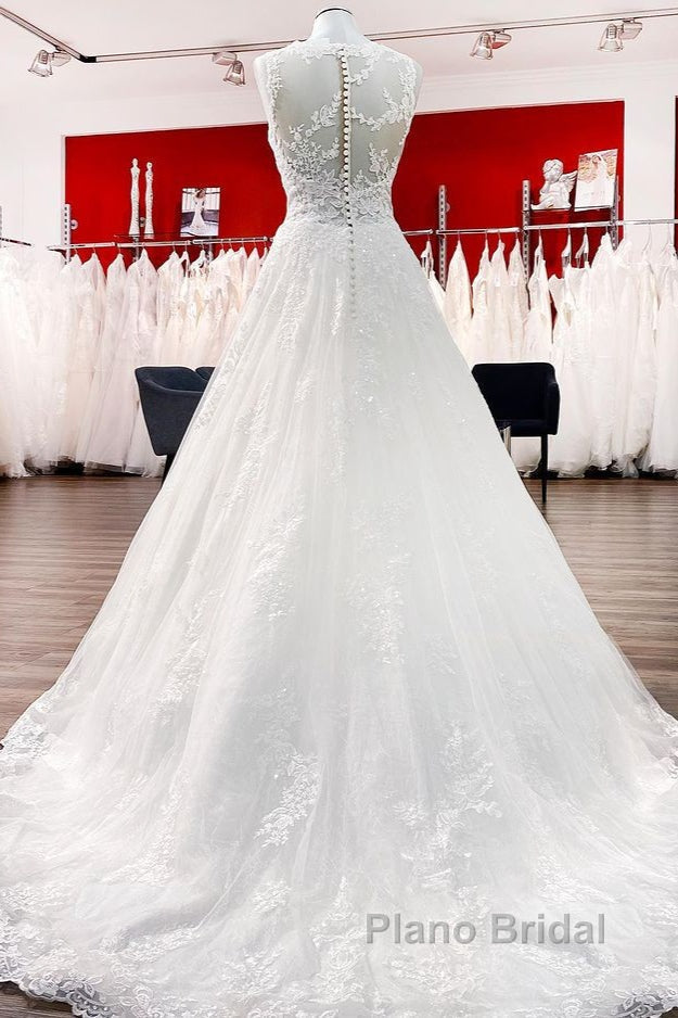 Long A-line Tulle Jewel Lace Appliques Wedding Dresses Secondary image
