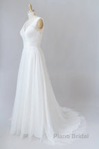 Long A-line V-neck Lace Tulle Backless Wedding Dress