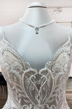 Long Ball Gown V-neck Spaghetti Straps Tulle Lace Wedding Dress