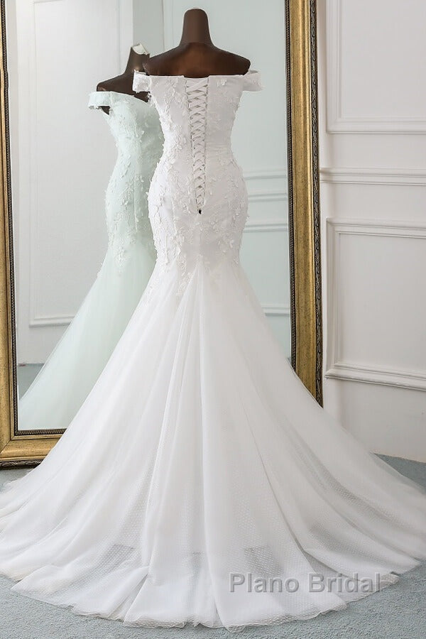 Long Mermaid Off Shoulder Lace-up Applique Lace Wedding Dress Secondary image