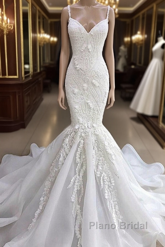 Long Mermaid Spaghetti Strap Appliques Lace Wedding Dress