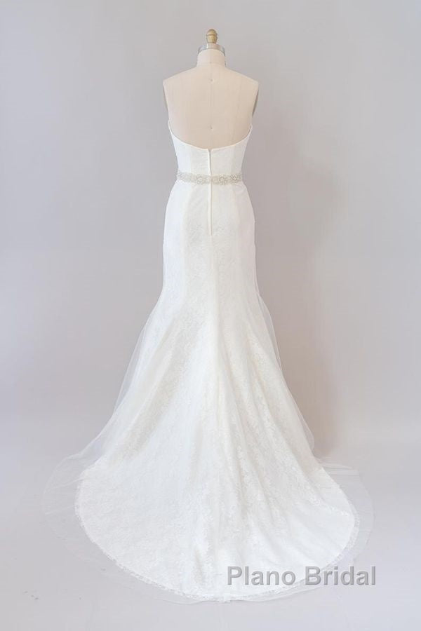 Long Mermaid Strapless Tulle Lace Wedding Dress Secondary image