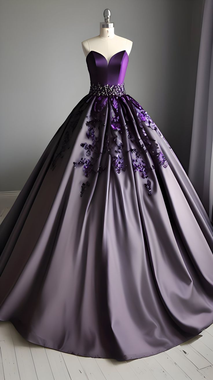 Luxurious And Exquisite Long  Ball Gown Main image