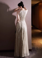 Luxurious Champagne Gold Halter Cold Shoulder Sequined Long Formal Prom Dresses