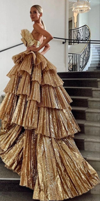 Luxurious Gold Strapless Pleated Irregular Neck Layered Formal Prom Dresses Ball Gown Quinceanera Party Dresses
