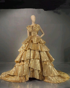 Luxurious Gold Strapless Pleated Irregular Neck Layered Formal Prom Dresses Ball Gown Quinceanera Party Dresses