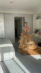 Luxurious Gold Strapless Pleated Irregular Neck Layered Formal Prom Dresses Ball Gown Quinceanera Party Dresses