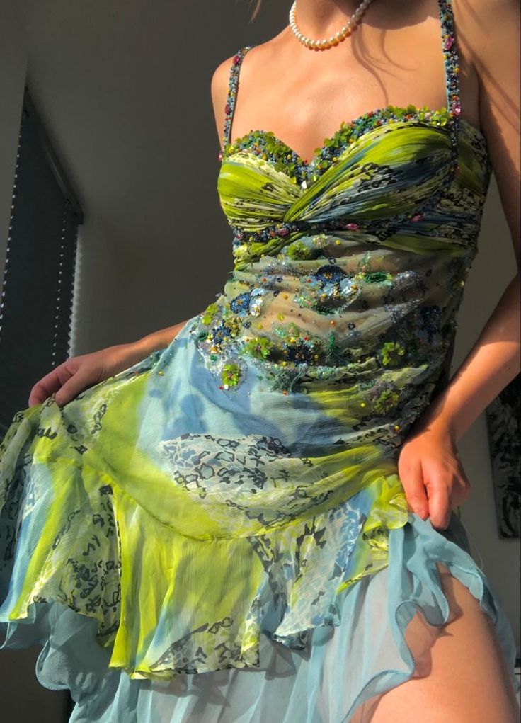 Luxurious Spaghetti Straps Beaded Sequin Ruffles Chiffon Formal Evening Dresses Outfits Main image