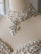 Luxury Ball Gown Sweetheart Neckline Long Sleeves Sequin White Wedding Dresses Brides Dresses