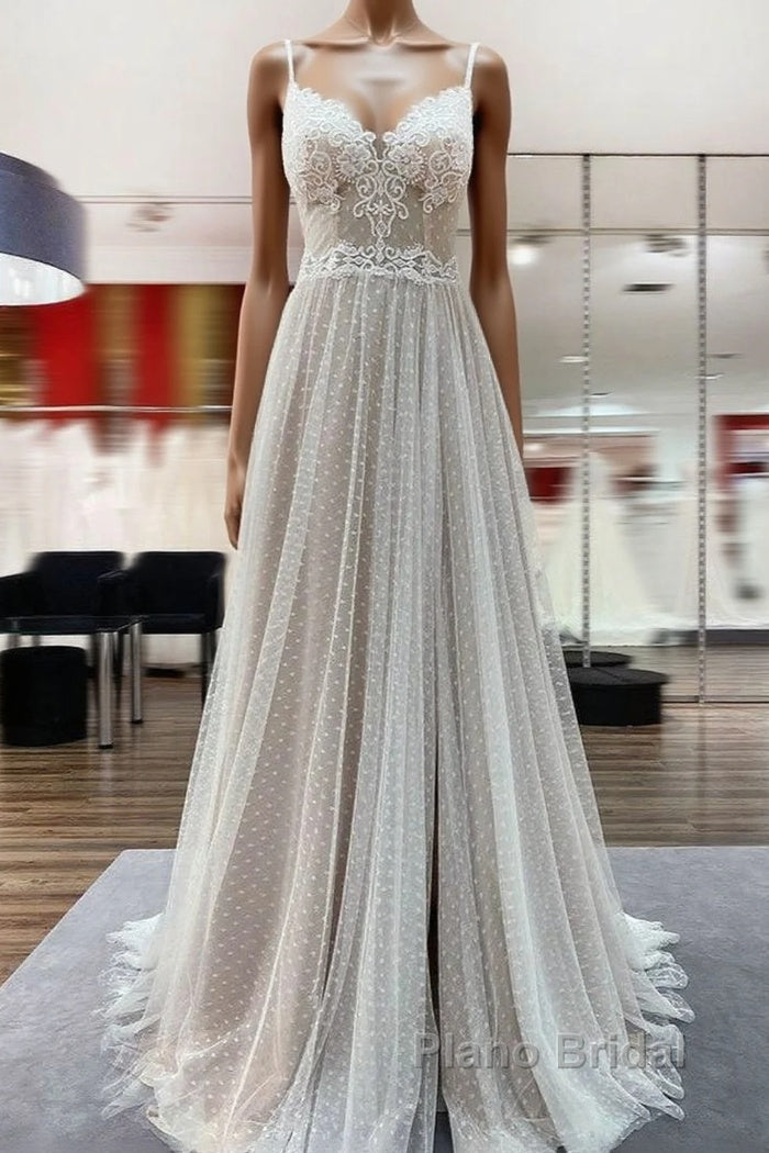 Luxury Long A-line V-neck Tulle Open Back Lace Wedding Dress Main image