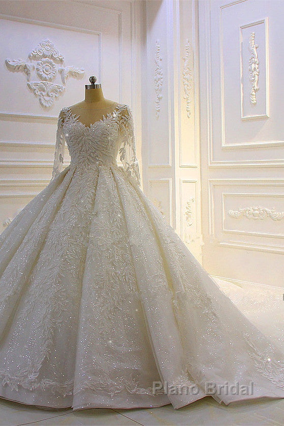 Luxury Long Ball Gown Lace Appliques Wedding Dress with Sleeves
