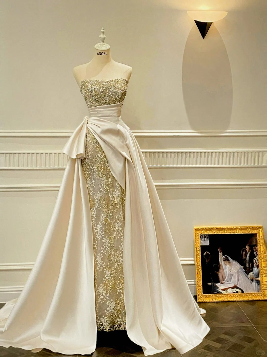 Luxury Slim-Fit Strapless Lace Satin Train Formal Prom Dresses Wedding Dresses Secondary image