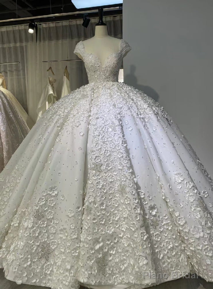 Luxury White Tulle Flower Square Wedding Dress Main image