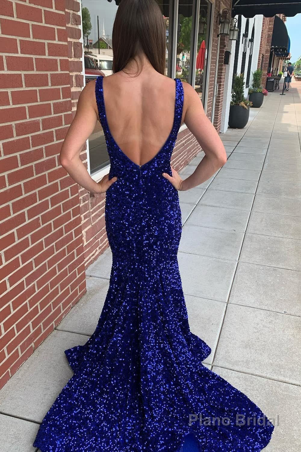 Mermaid Blue V-Neck Sequins Long Prom Dress Secondary image