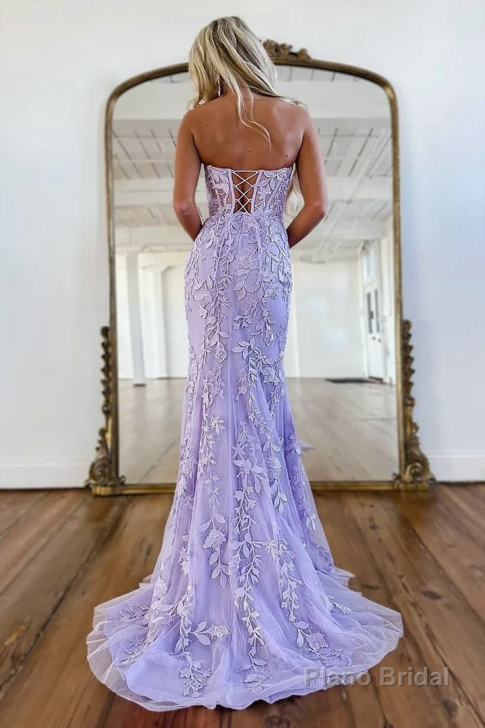 Mermaid Strapless Lace Prom Dress With Appliques