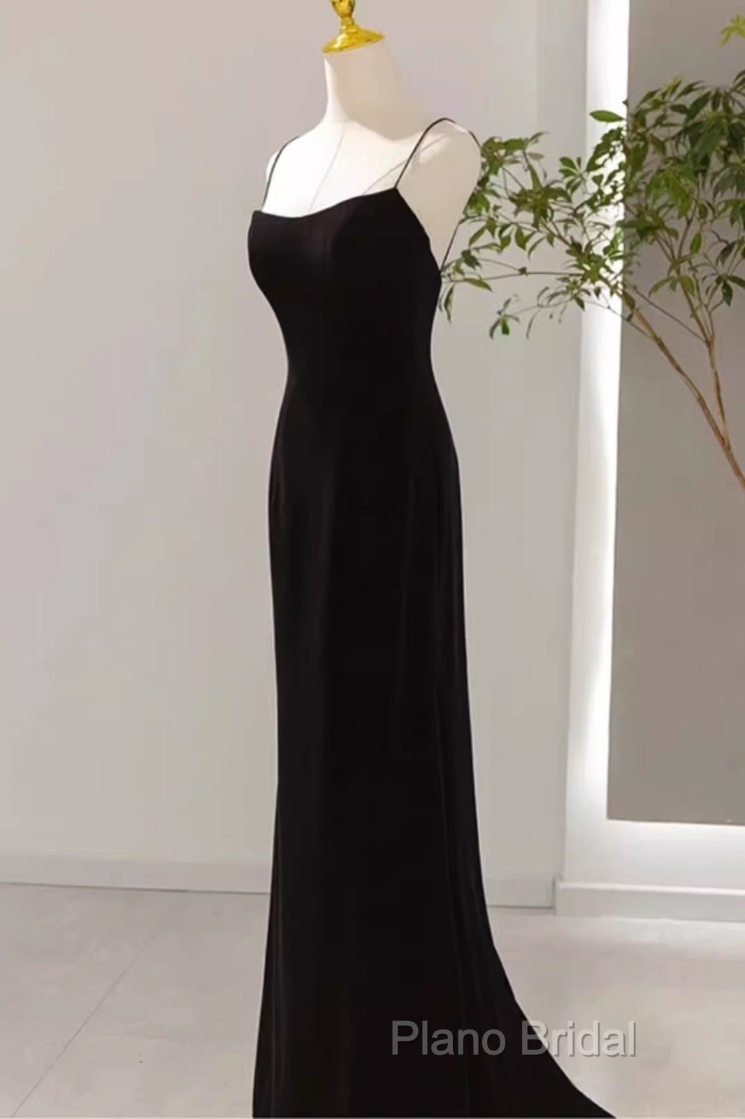 Mermaid Straps Black Velvet Long Formal Prom Dresses Secondary image
