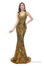 Mermaid V Neck Sleeveless Sequind Long Prom Dresses