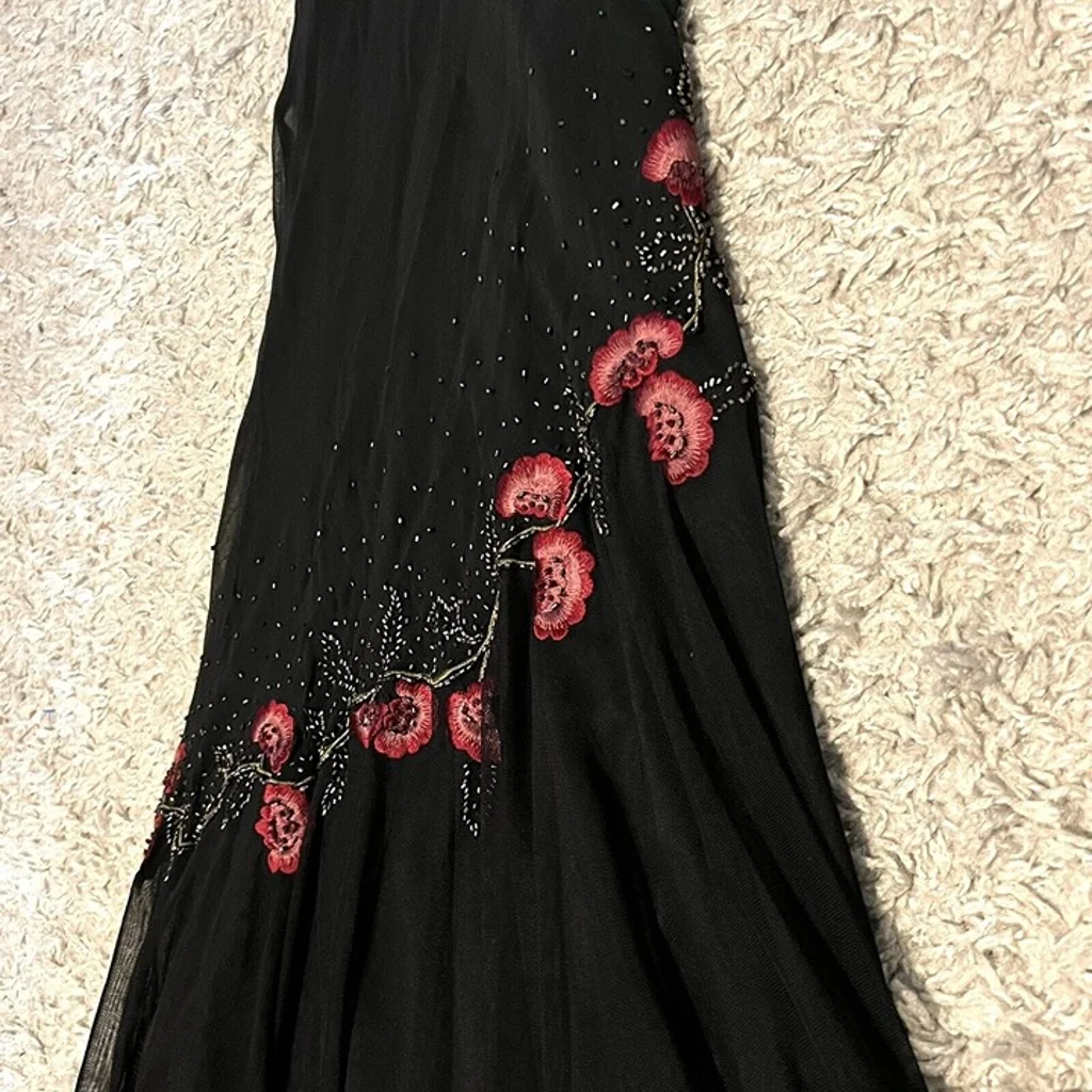 Modest Black Long Formal Prom Dresses With Flowers 22Th Birthday Outfits