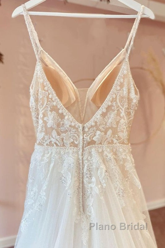 Modest Long A-line V-neck Spaghetti Straps Tulle Wedding Dress with Appliques Lace