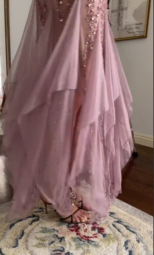Modest Mermaid V Neckline Pink Chiffon Ruffles Long Party Dresses Formal Prom Dresses