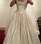 Modest Wedding Dresses Ball Gown Strapless White Satin Long Wedding Dresses Brides Dresses Bridal Gowns