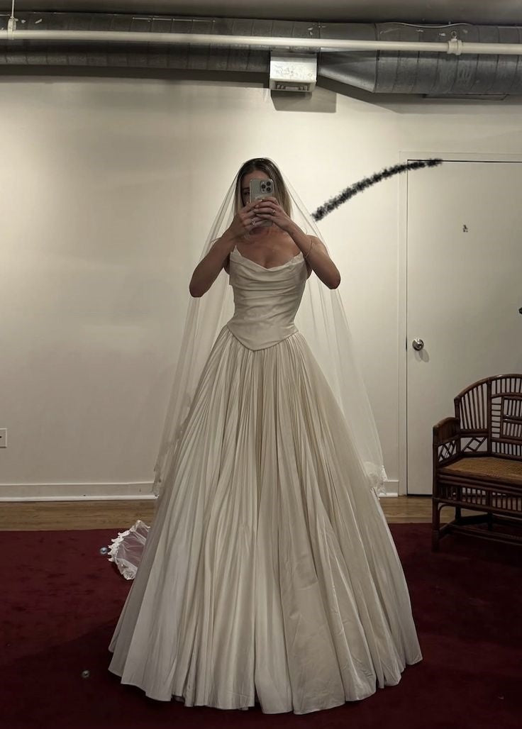 Modest Wedding Dresses Ball Gown Strapless White Satin Long Wedding Dresses Brides Dresses Bridal Gowns