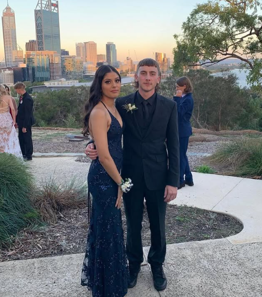 Navy Blue Mermaid Tulle And Sequins Long Formal Prom Dresses With V Neckline And Lace Up Back