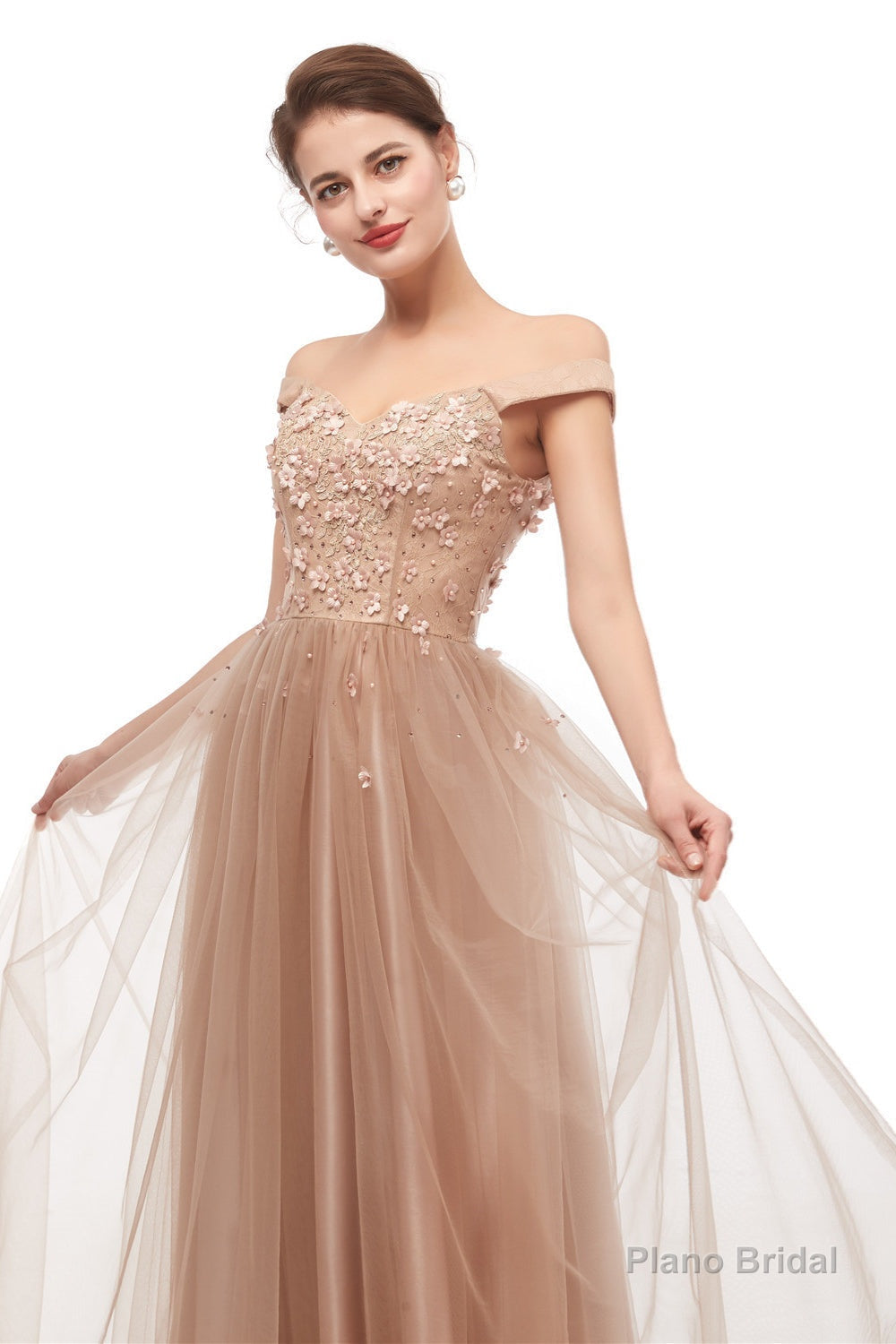 Off-Shoulder Pearls Applique A-Line Tulle Prom Dresses