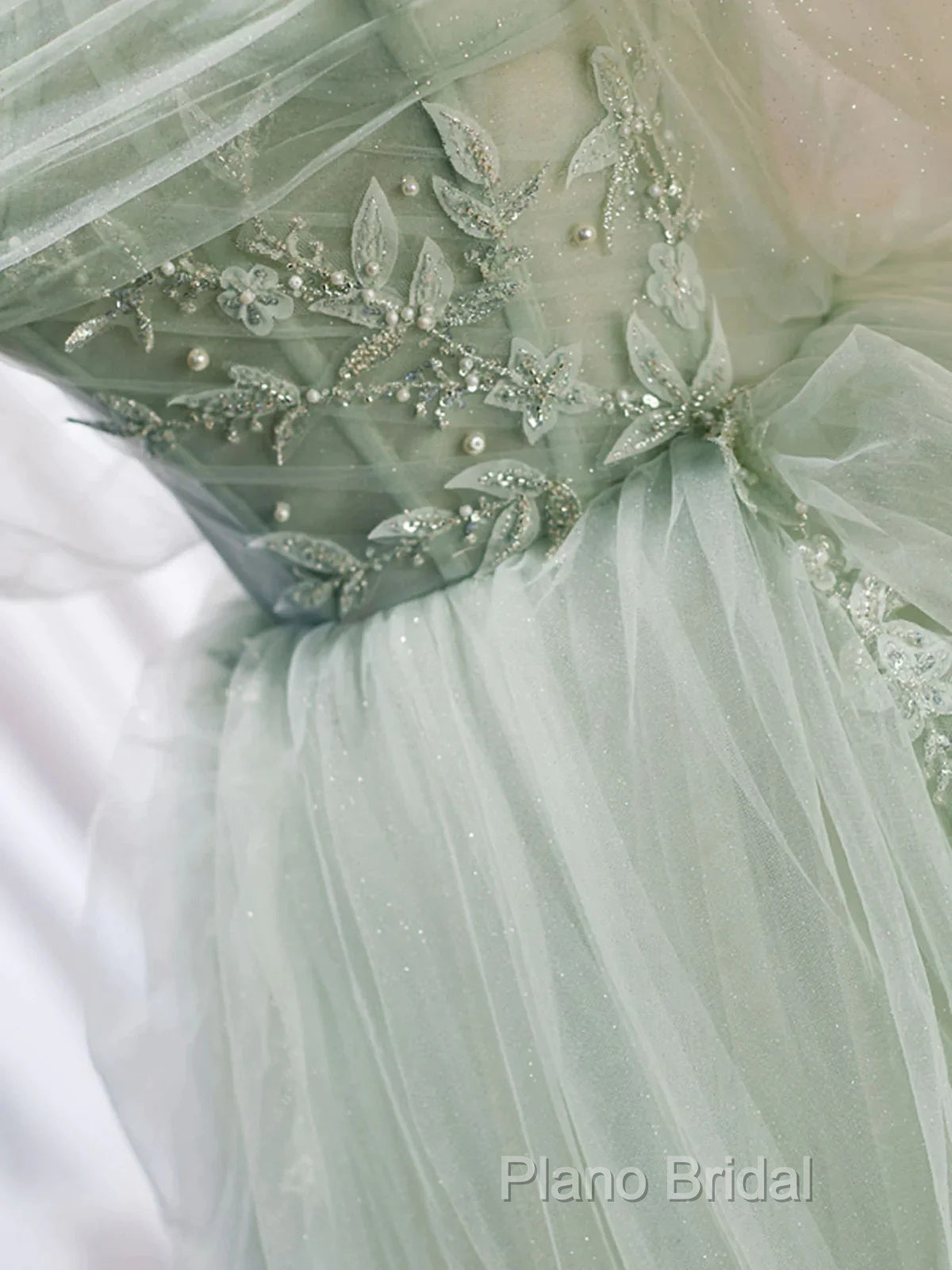 Off The Shoulder Green Tulle Long Formal Prom Dresses