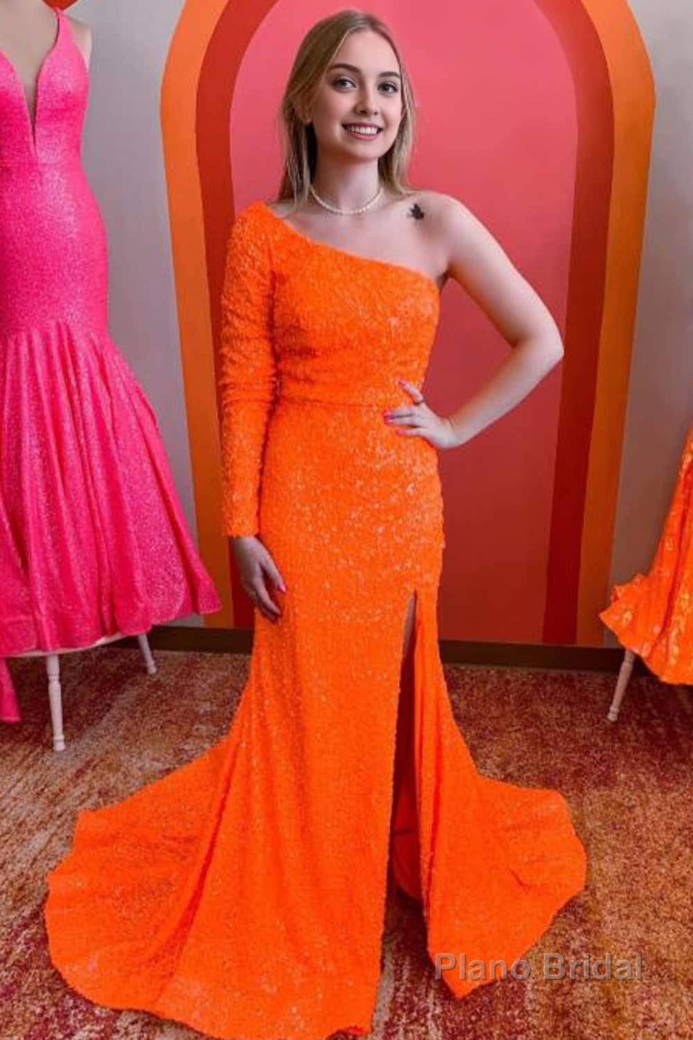 One Shouder Long Sleeves Sequins Mermaid Prom Dress with Slit Main image