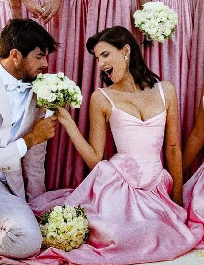 Pink A Line Spaghetti Straps Appliques Satin Long Formal Prom Dresses Formal Evening Dresses