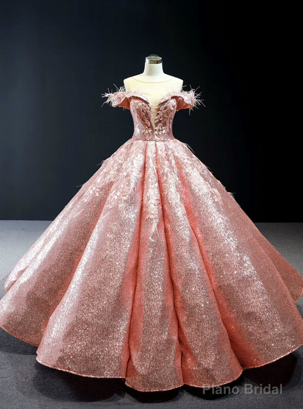 Pink Ball Gown Sequins Appliques See Through V-neck Quinceanera Dress Main image