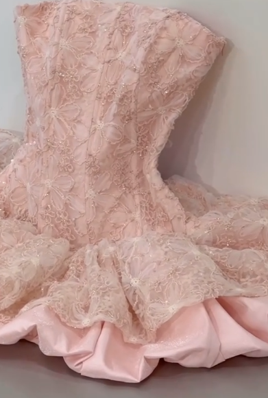 Pink Ball Gown Strapless Satin Lace Short Homecoming Dresses 17Th Birthday Outfits
