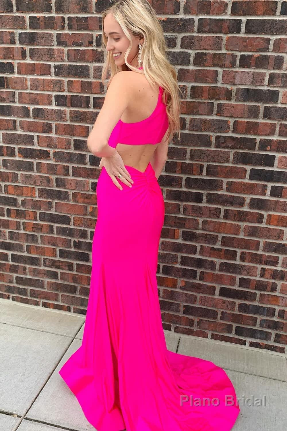 Pink Halter Keyhole Mermaid Long Prom Dress Secondary image