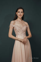 Off The Shoulder Charming Long Chiffon Prom Dresses With Appliques