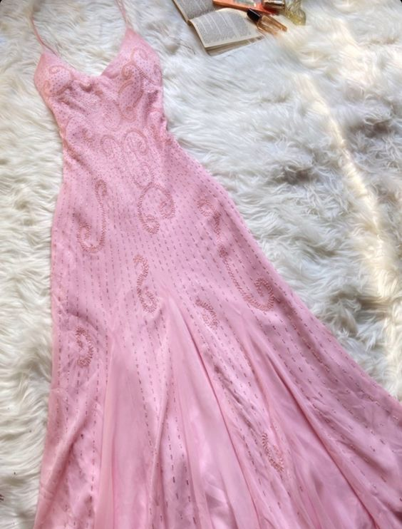 Pink Spaghetti Strap Beaded A-Line Long Elegant Ball Gown Formal Evening Dresses Party Dresses
