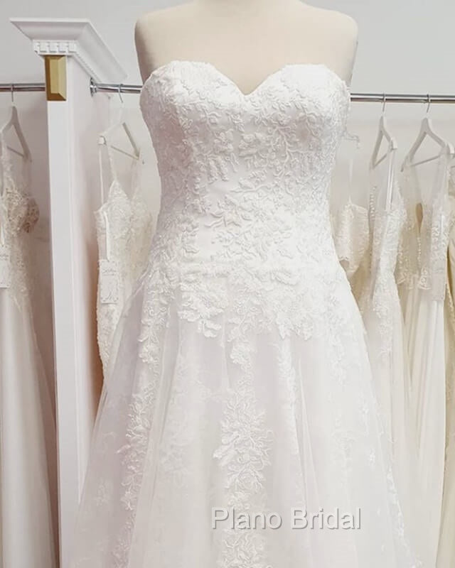 Plus Size Lace Overlay Wedding Dresses Strapless Secondary image
