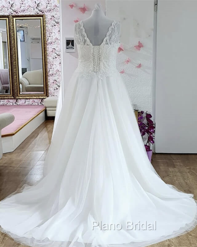Plus Size Princess V-Neck Wedding Dresses Lace Embroidery Secondary image