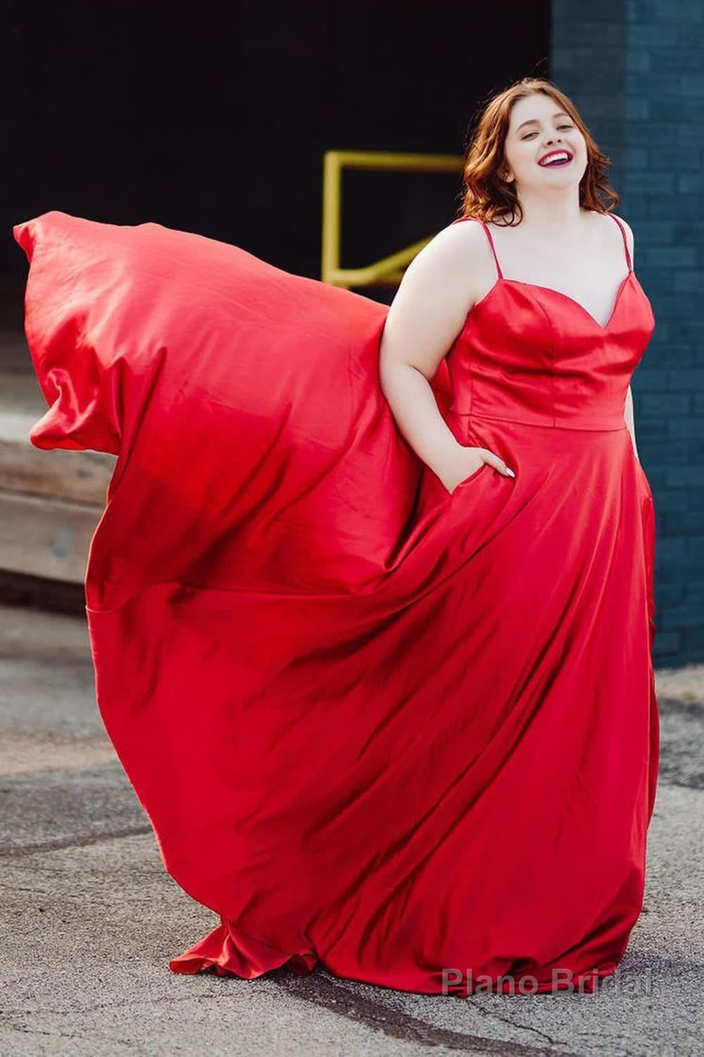 Plus Size Satin Spaghetti Straps Red Long Prom Dress with Pockets Secondary image