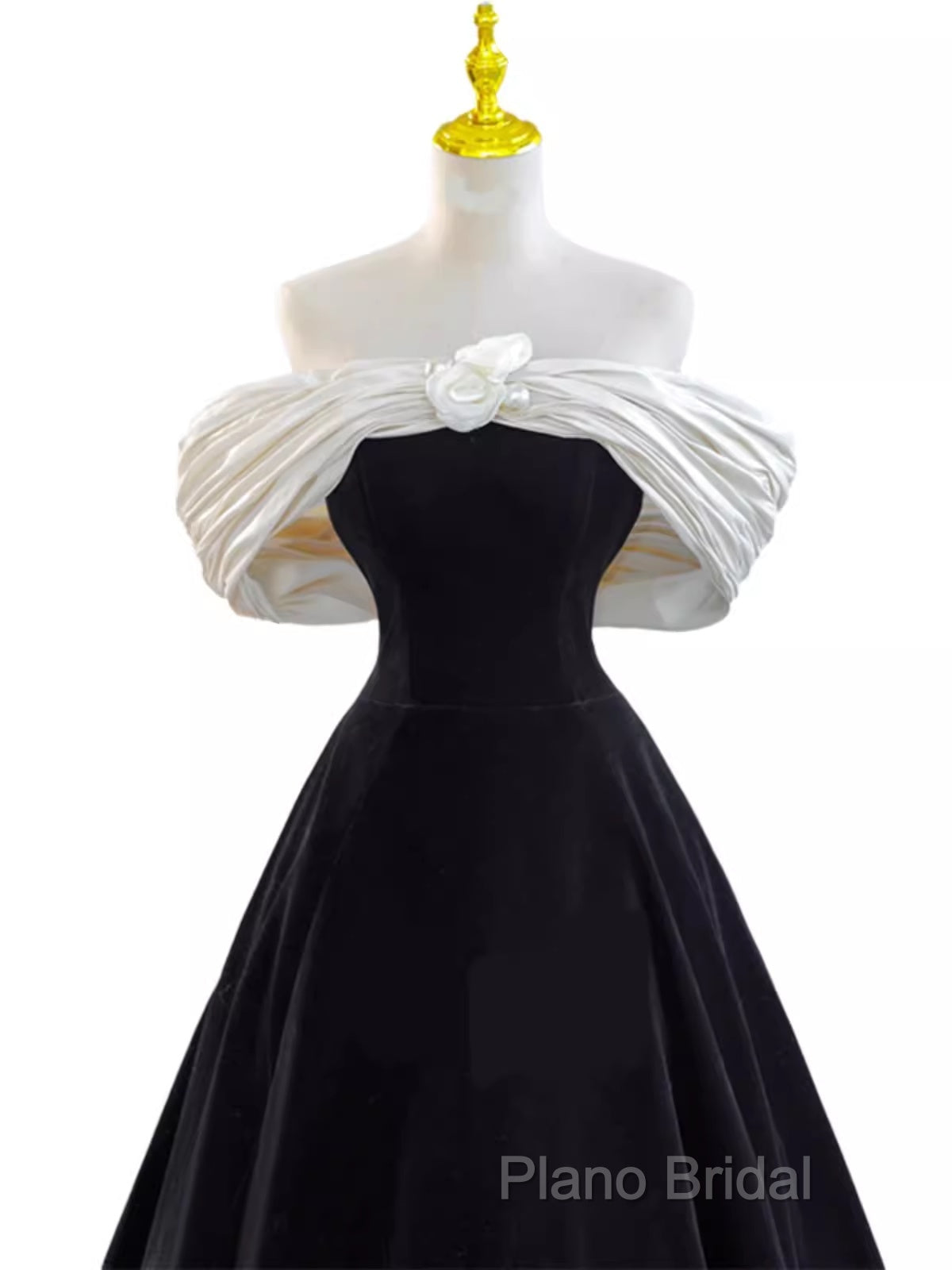 Pretty Ball Gown Off The Shoulder Black Velvet Formal Party Dresses Formal Prom Dresses With Flower Secondary image