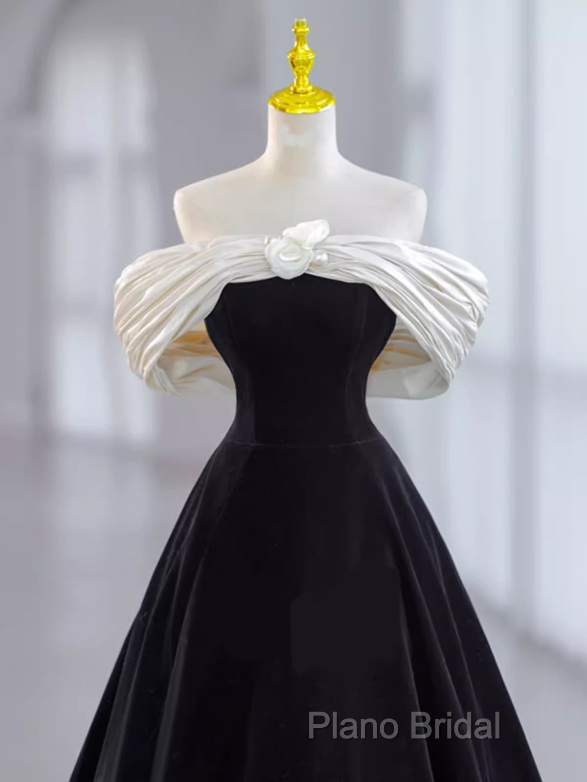 Pretty Ball Gown Off The Shoulder Black Velvet Formal Party Dresses Formal Prom Dresses With Flower