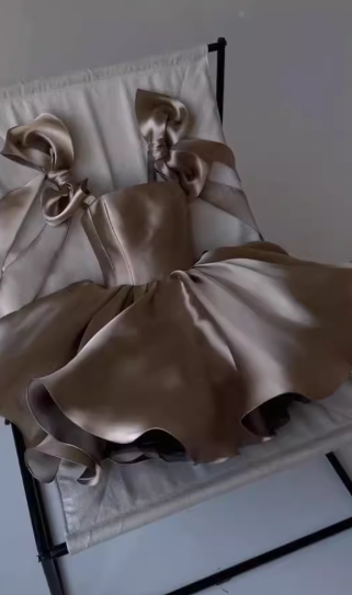 Pretty Ball Gown Spaghetti Straps Pink Satin Short Mini Formal 8Th Grade Homecoming Dresses Summer Middle School Hoco Dresses Birthday Outfits