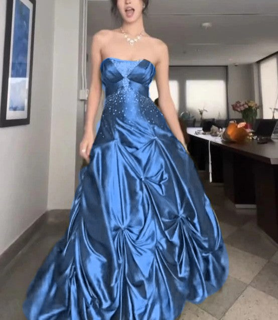 Pretty Forest Green A-Line Long Formal Prom Dresses With Silver Beads Sweet Strapless Satin Formal Evening Dresses