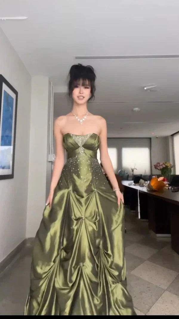 Pretty Forest Green A-Line Long Formal Prom Dresses With Silver Beads Sweet Strapless Satin Formal Evening Dresses